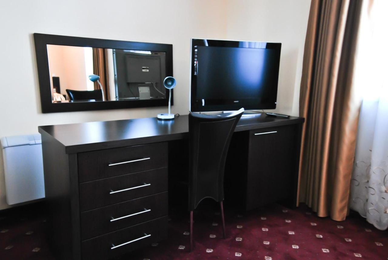 Отель Hotel Magic Trivale Питешти-26