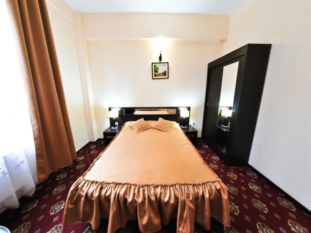 Отель Hotel Magic Trivale Питешти-51